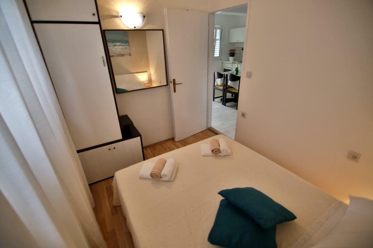 Apartment Rosemary โรกอซนิซา ภายนอก รูปภาพ